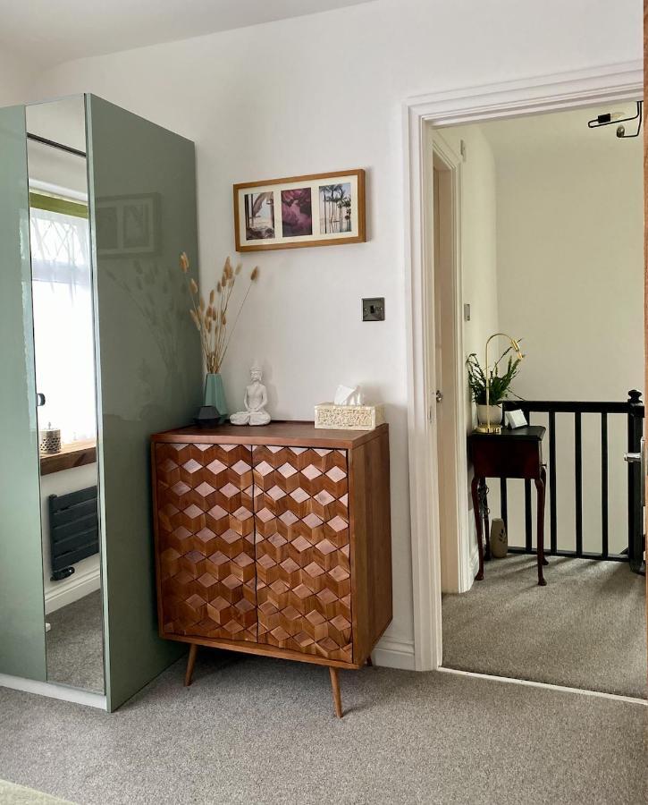 Holiday home Luxury Oriental With Exotic Garden & Free Parking